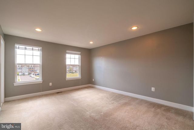 10739 CALEDONIA MEADOW DR, Manassas, VA 20112