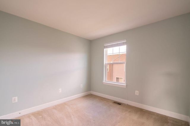 10739 CALEDONIA MEADOW DR, Manassas, VA 20112