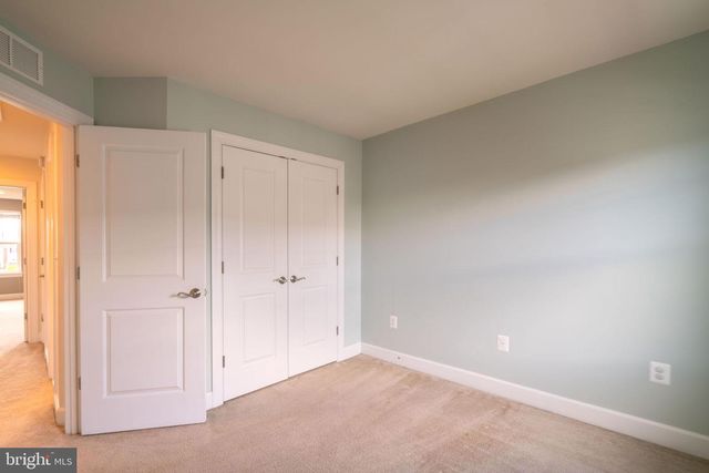 10739 CALEDONIA MEADOW DR, Manassas, VA 20112