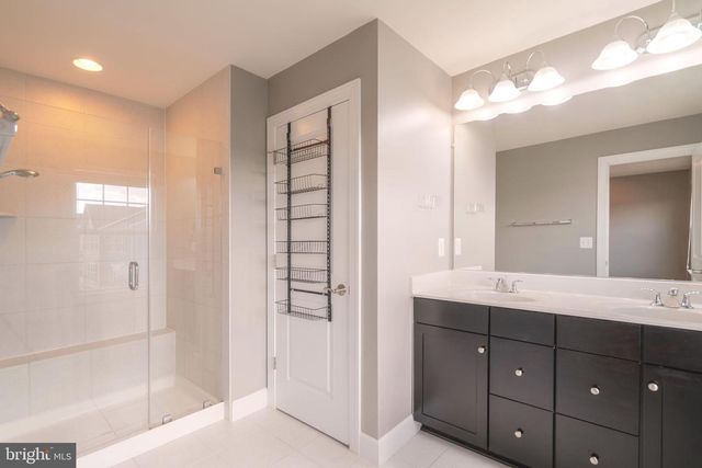 10739 CALEDONIA MEADOW DR, Manassas, VA 20112