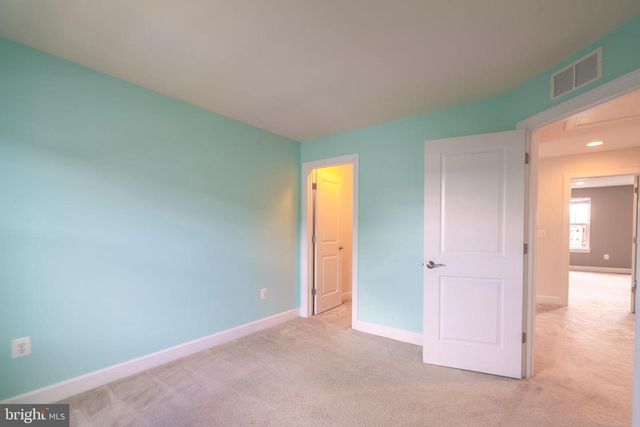 10739 CALEDONIA MEADOW DR, Manassas, VA 20112