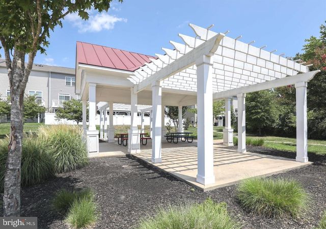 10739 CALEDONIA MEADOW DR, Manassas, VA 20112