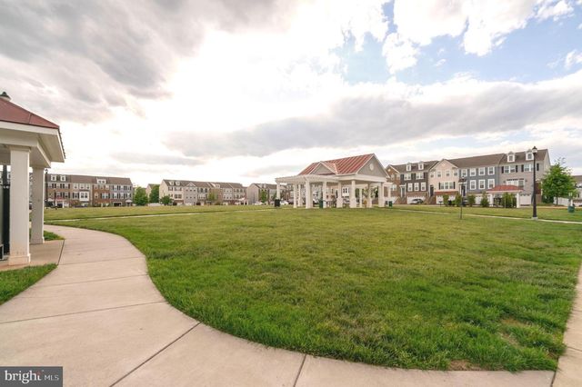 10739 CALEDONIA MEADOW DR, Manassas, VA 20112