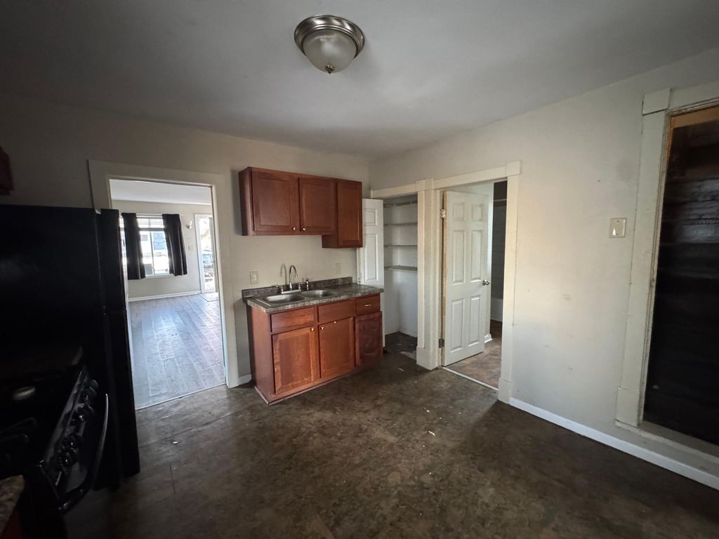 633 Parkway Drive, Saint Paul, MN 55106 — photo 5
