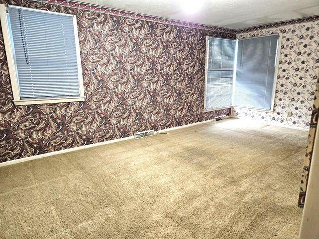 5831 N Ava Avenue, Kansas City, MO 64151