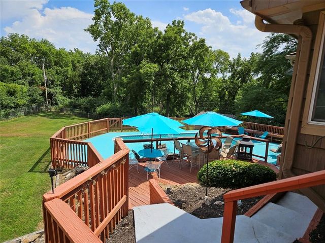5831 N Ava Avenue, Kansas City, MO 64151