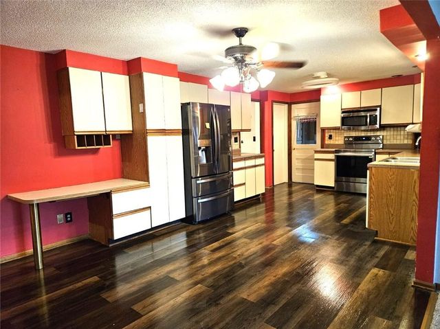 5831 N Ava Avenue, Kansas City, MO 64151