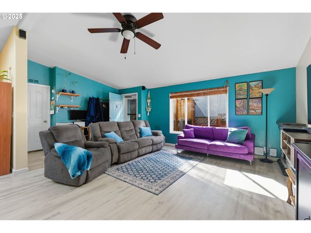 12735 Se 26TH Ave, Milwaukie, OR 97222