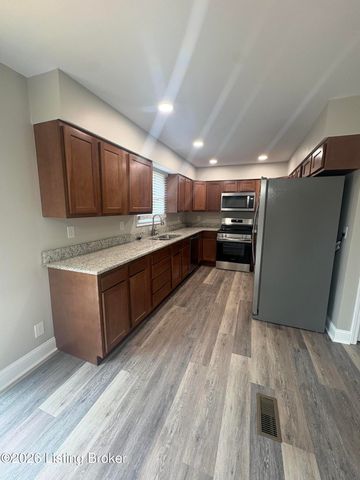612 Deatsville Rd, Shepherdsville, KY 40165