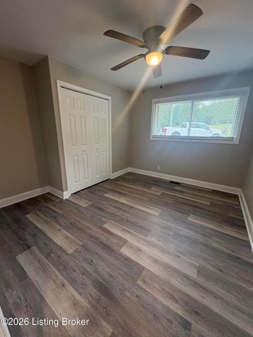 612 Deatsville Rd, Shepherdsville, KY 40165