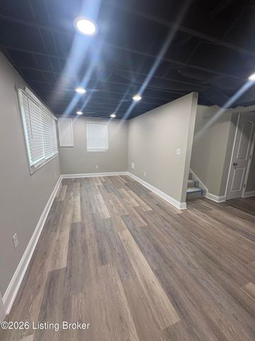 612 Deatsville Rd, Shepherdsville, KY 40165