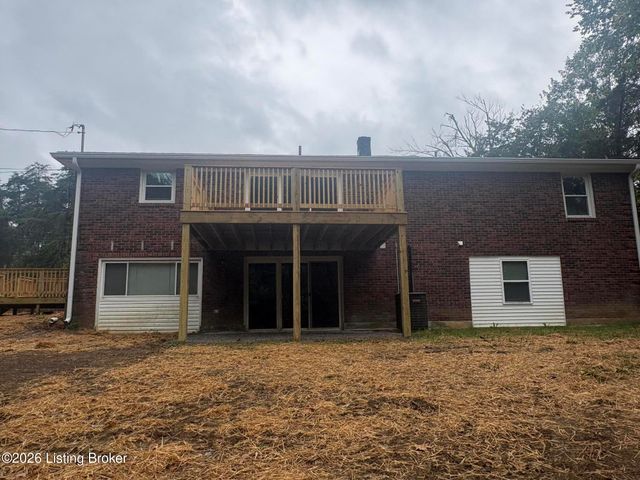 612 Deatsville Rd, Shepherdsville, KY 40165