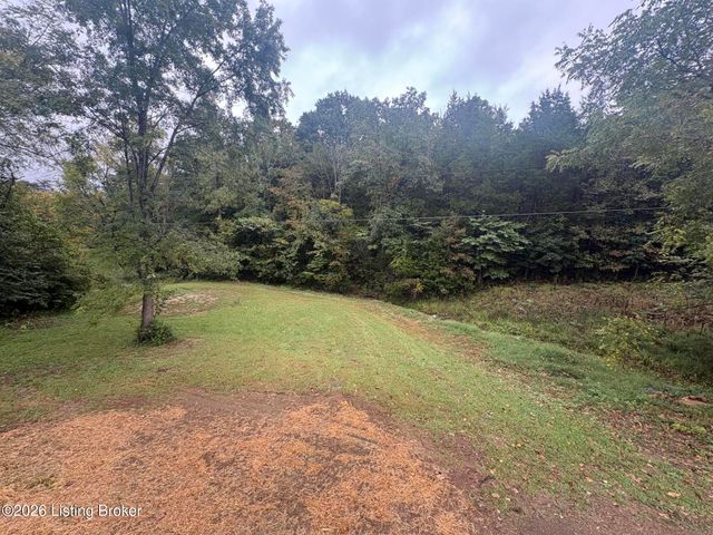 612 Deatsville Rd, Shepherdsville, KY 40165