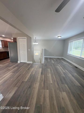 612 Deatsville Rd, Shepherdsville, KY 40165