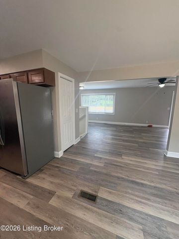 612 Deatsville Rd, Shepherdsville, KY 40165