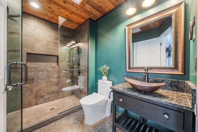 423 VAN STREET, Neenah, WI 54956