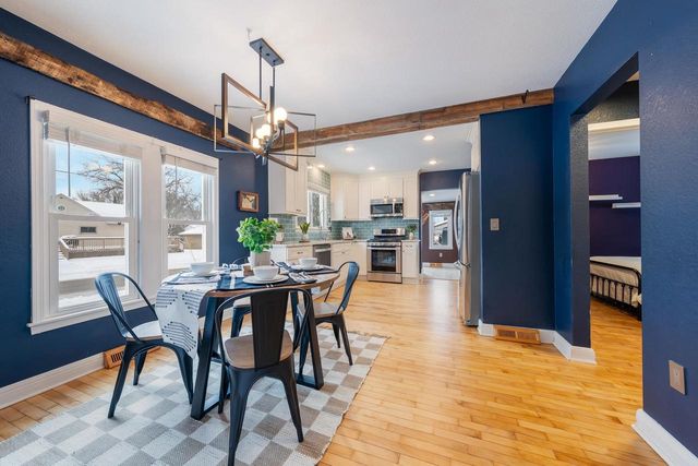 423 VAN STREET, Neenah, WI 54956