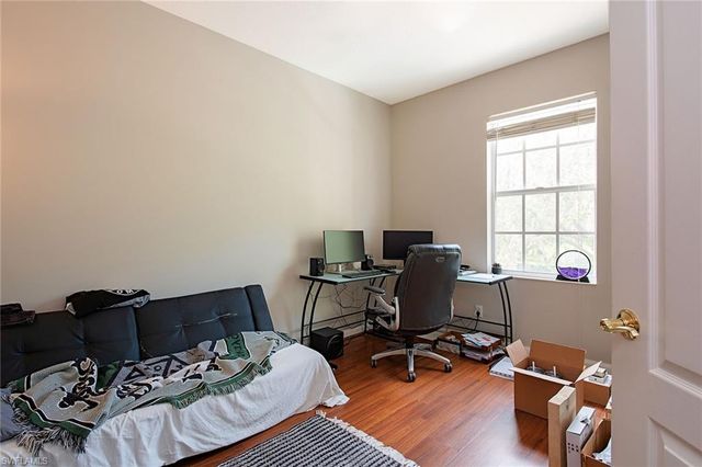 5697 Cove CIR # 42, Naples, FL 34119