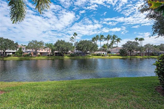 5697 Cove CIR # 42, Naples, FL 34119