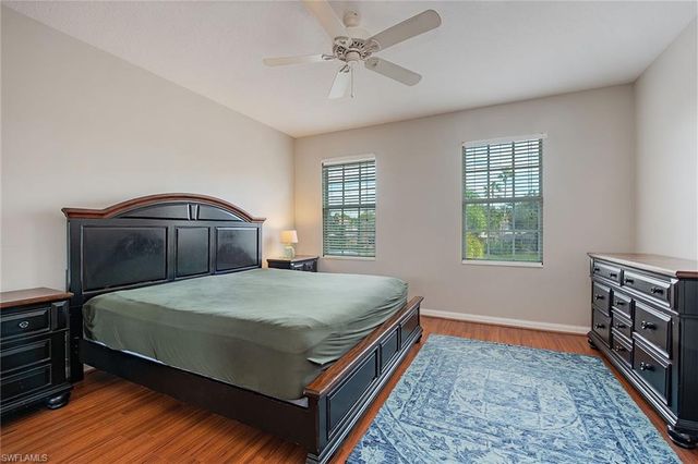 5697 Cove CIR # 42, Naples, FL 34119