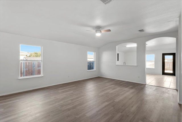 205 Peaceful Haven WAY, Hutto, TX 78634