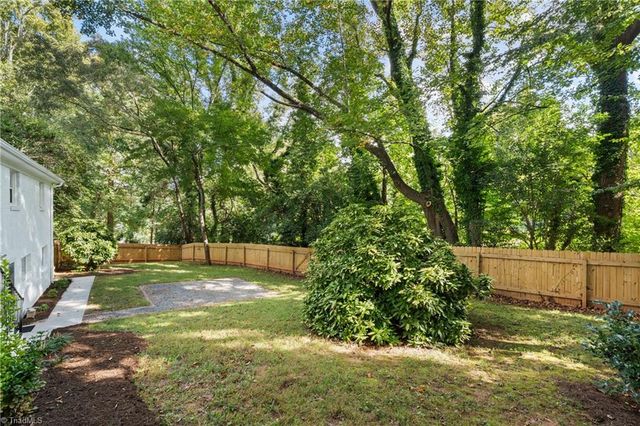 1366 Pinebluff Road, Winston-salem, NC 27103