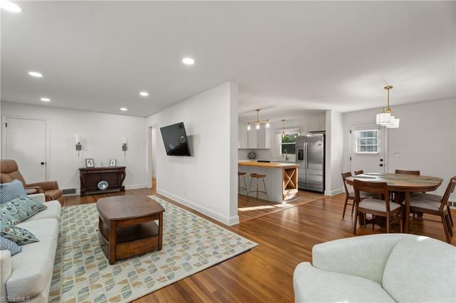 1366 Pinebluff Road, Winston-salem, NC 27103