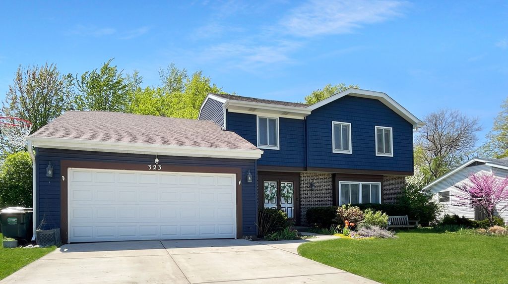 323 W Golf Road, Libertyville, IL 60048