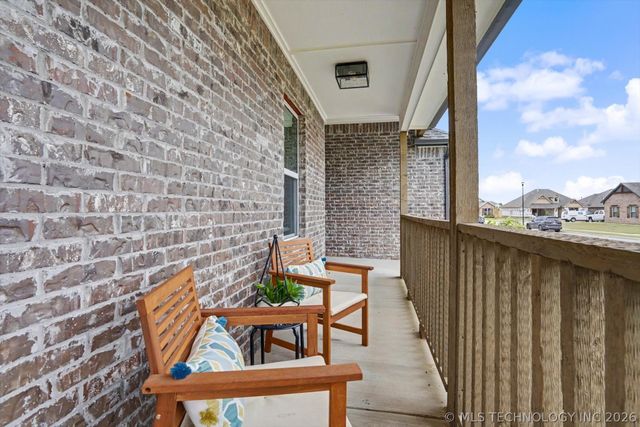 10719 S 280th East Avenue, Coweta, OK 74429