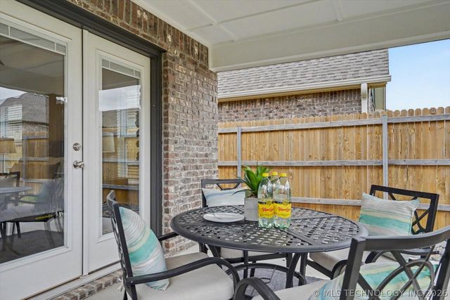 10719 S 280th East Avenue, Coweta, OK 74429