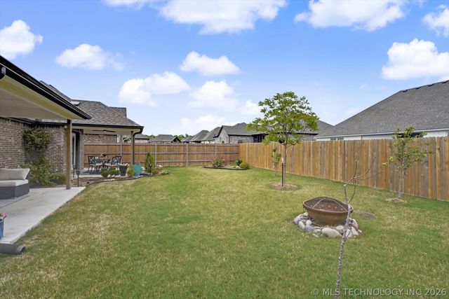 10719 S 280th East Avenue, Coweta, OK 74429