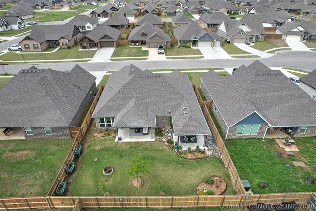 10719 S 280th East Avenue, Coweta, OK 74429
