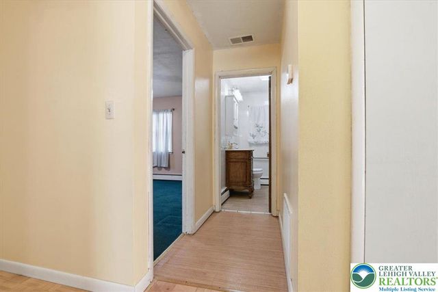 70 West Highland Lane, Mahoning Twp, PA 18235