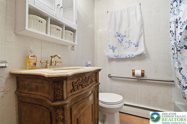 70 West Highland Lane, Mahoning Twp, PA 18235