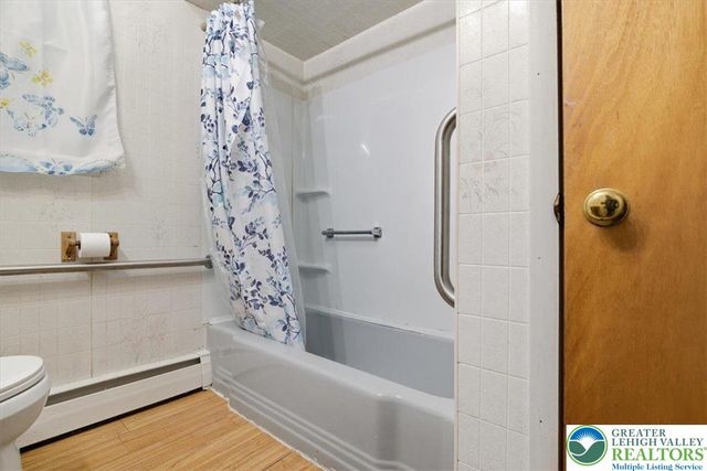 70 West Highland Lane, Mahoning Twp, PA 18235