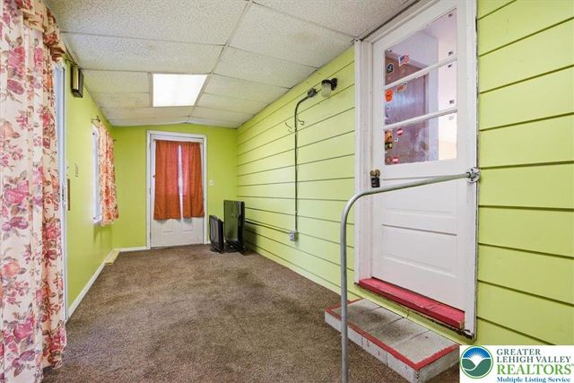 70 West Highland Lane, Mahoning Twp, PA 18235