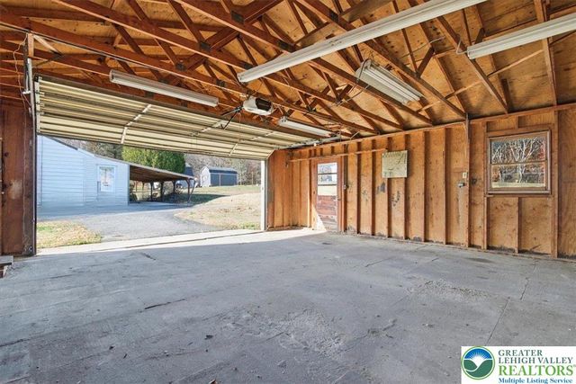 70 West Highland Lane, Mahoning Twp, PA 18235