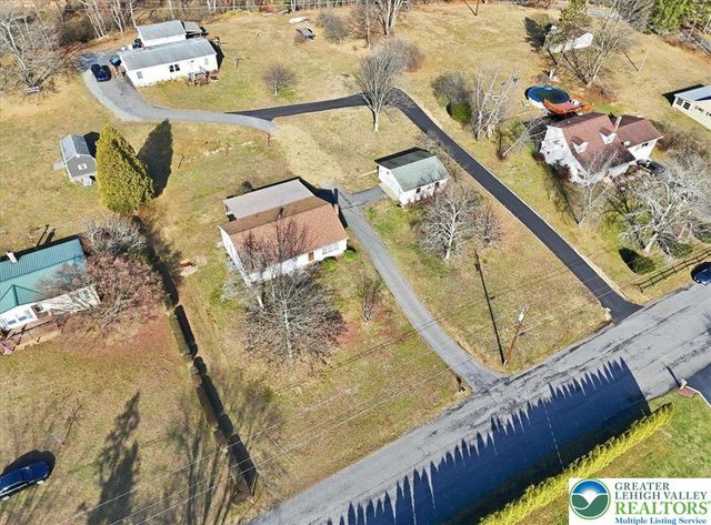 70 West Highland Lane, Mahoning Twp, PA 18235