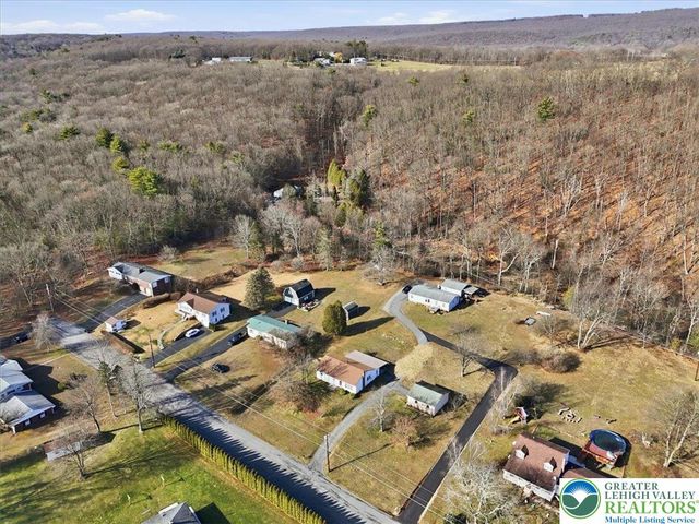 70 West Highland Lane, Mahoning Twp, PA 18235