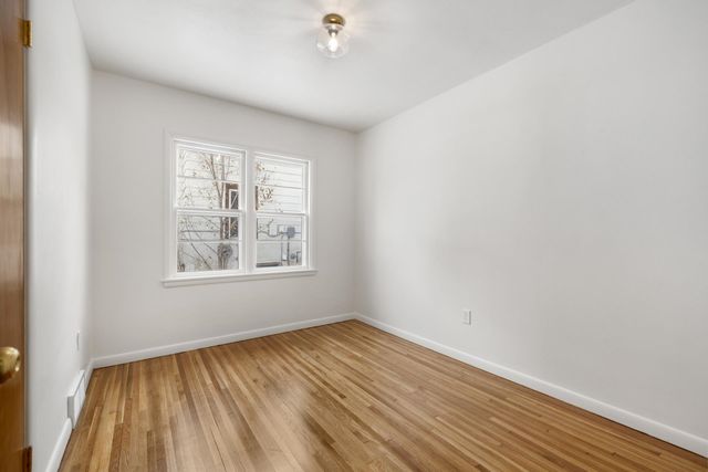 907 2nd st NE, Minot, ND 58703