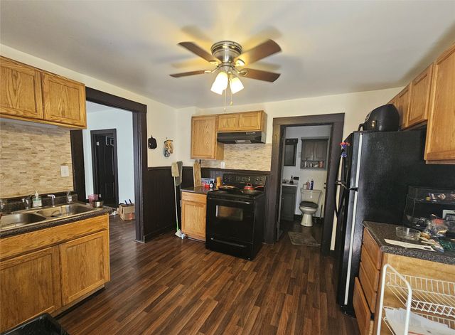 1146 BUFFALO Road, Erie, PA 16503