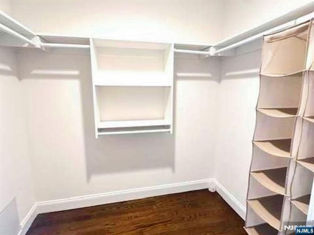 229 E Columbia B, Palisades Park, NJ 07650