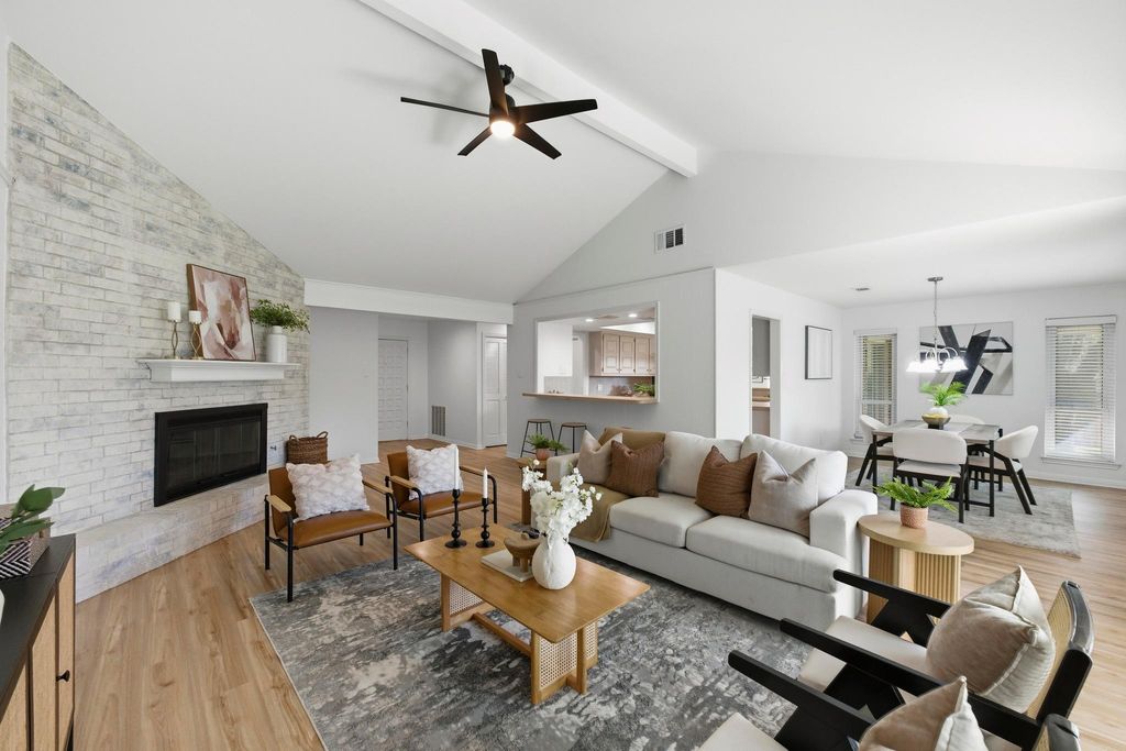 4805 Midoak CIR, Austin, TX 78749