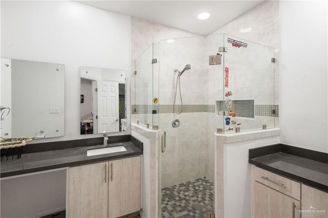 525 Pine Oak Street, Donna, TX 78537