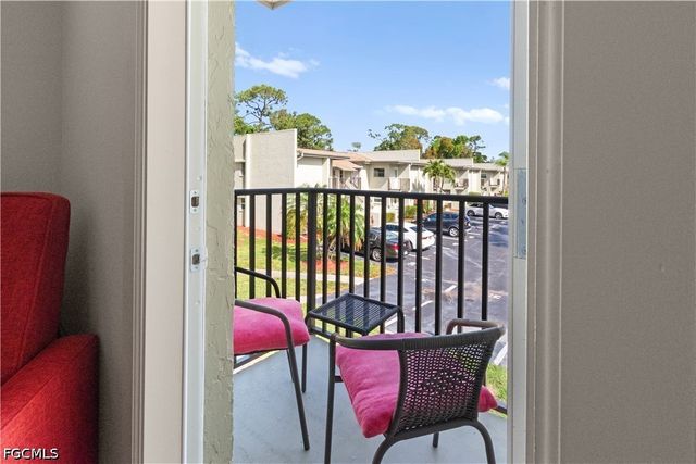 7400 College PKWY 2D, Fort Myers, FL 33907