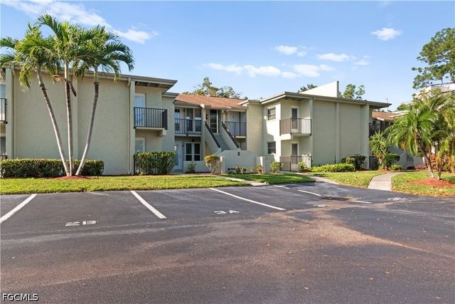 7400 College PKWY 2D, Fort Myers, FL 33907