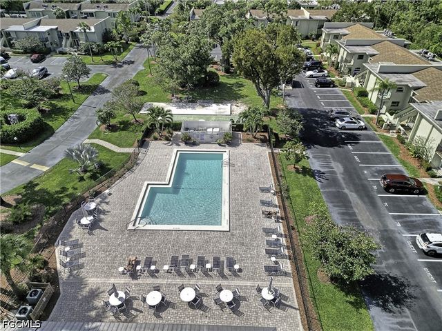 7400 College PKWY 2D, Fort Myers, FL 33907