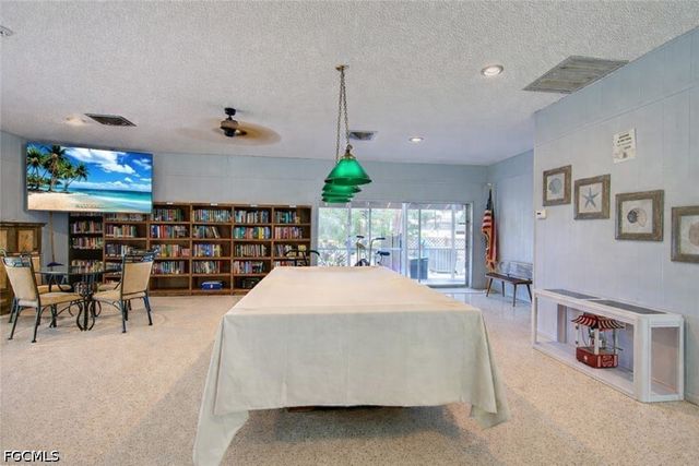 7400 College PKWY 2D, Fort Myers, FL 33907