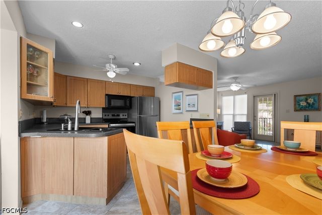 7400 College PKWY 2D, Fort Myers, FL 33907