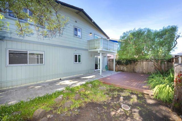 551 4th Street, Montara, CA 94037